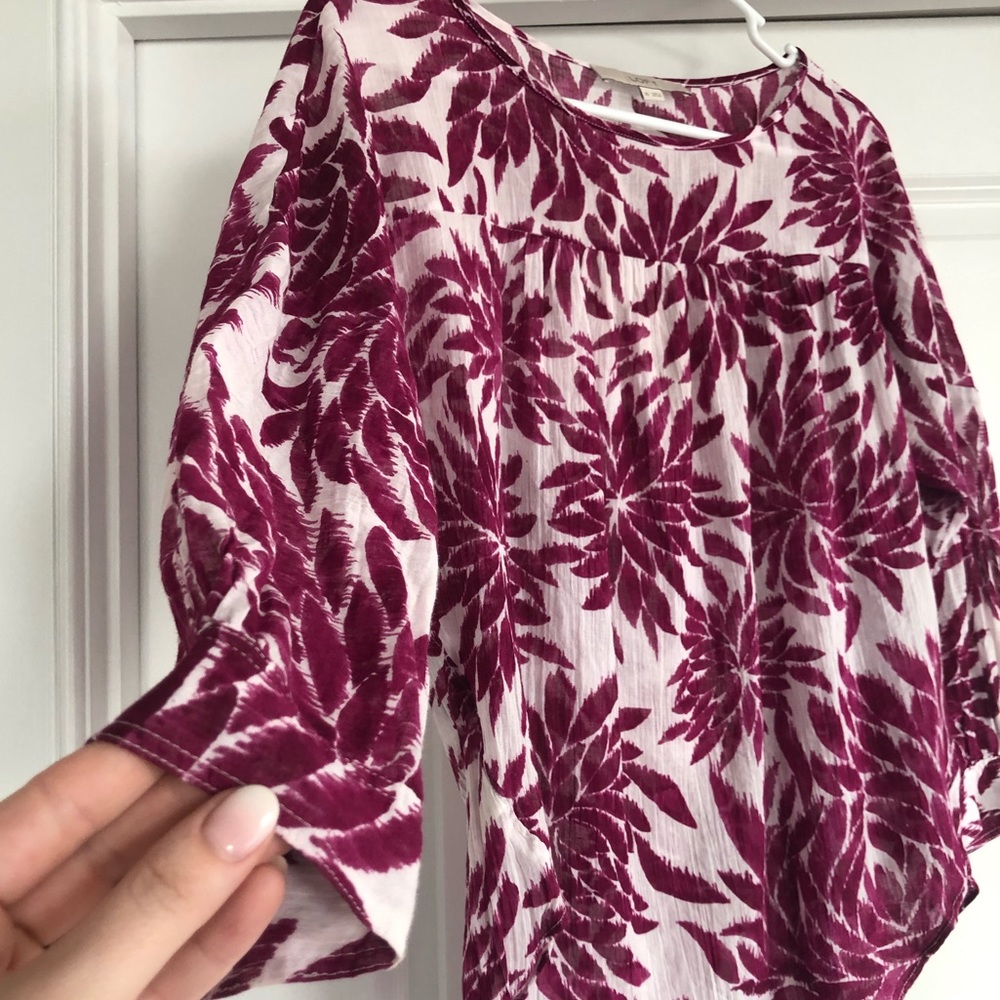 🚨 ALL TOPS $7 🚨 - Picture 4 of 9